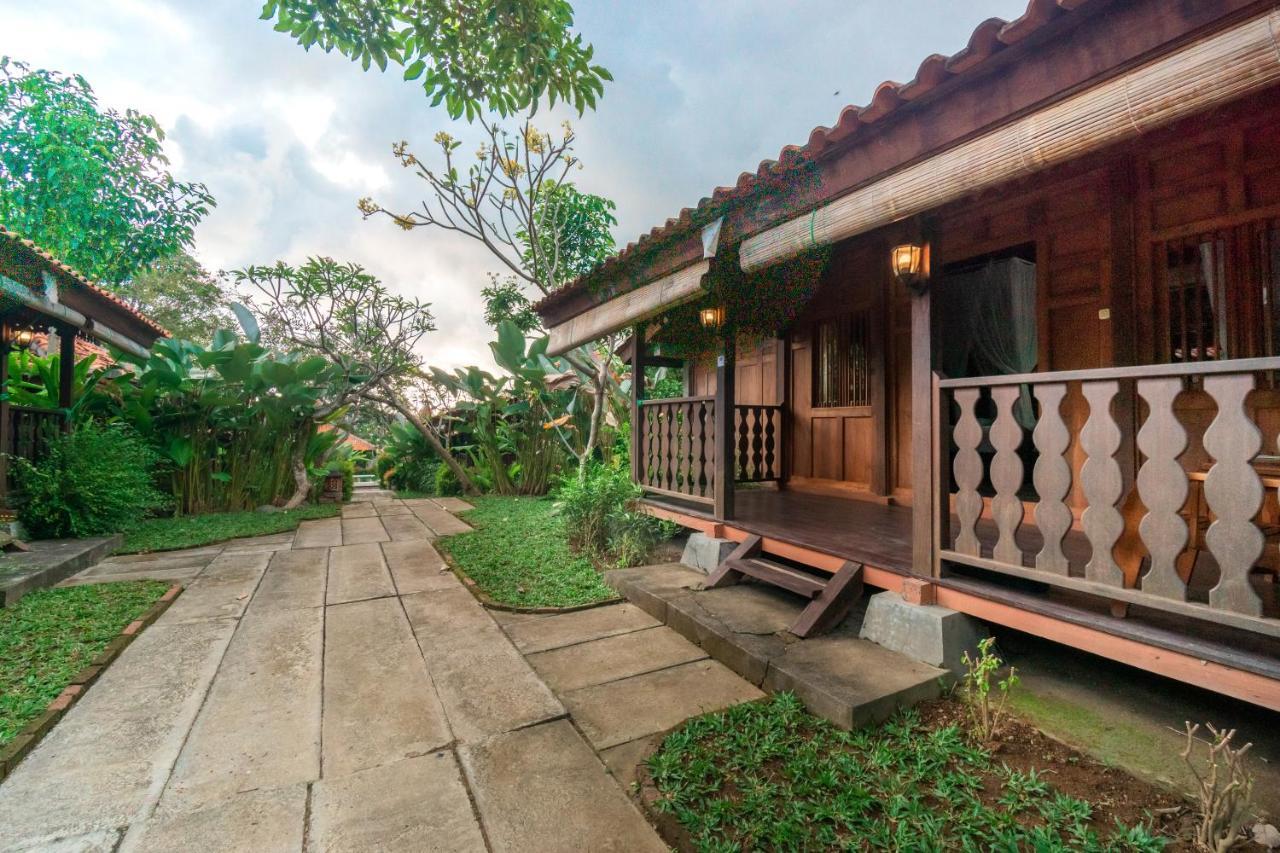 Bali Royal Heritage Villa Seminyak Exterior foto